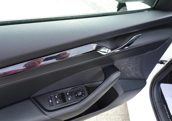 Skoda Octavia cena 71800 przebieg: 145000, rok produkcji 2020 z Miłomłyn małe 704